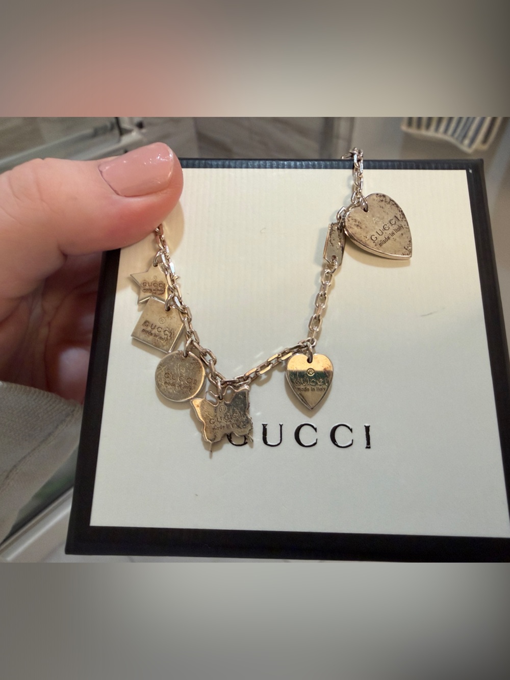 Authentic Gucci Gold Heart Charm Link Bracelet